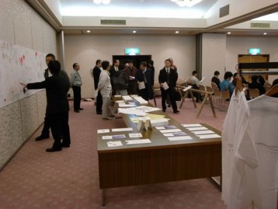 会場には続々と来場者の姿が。